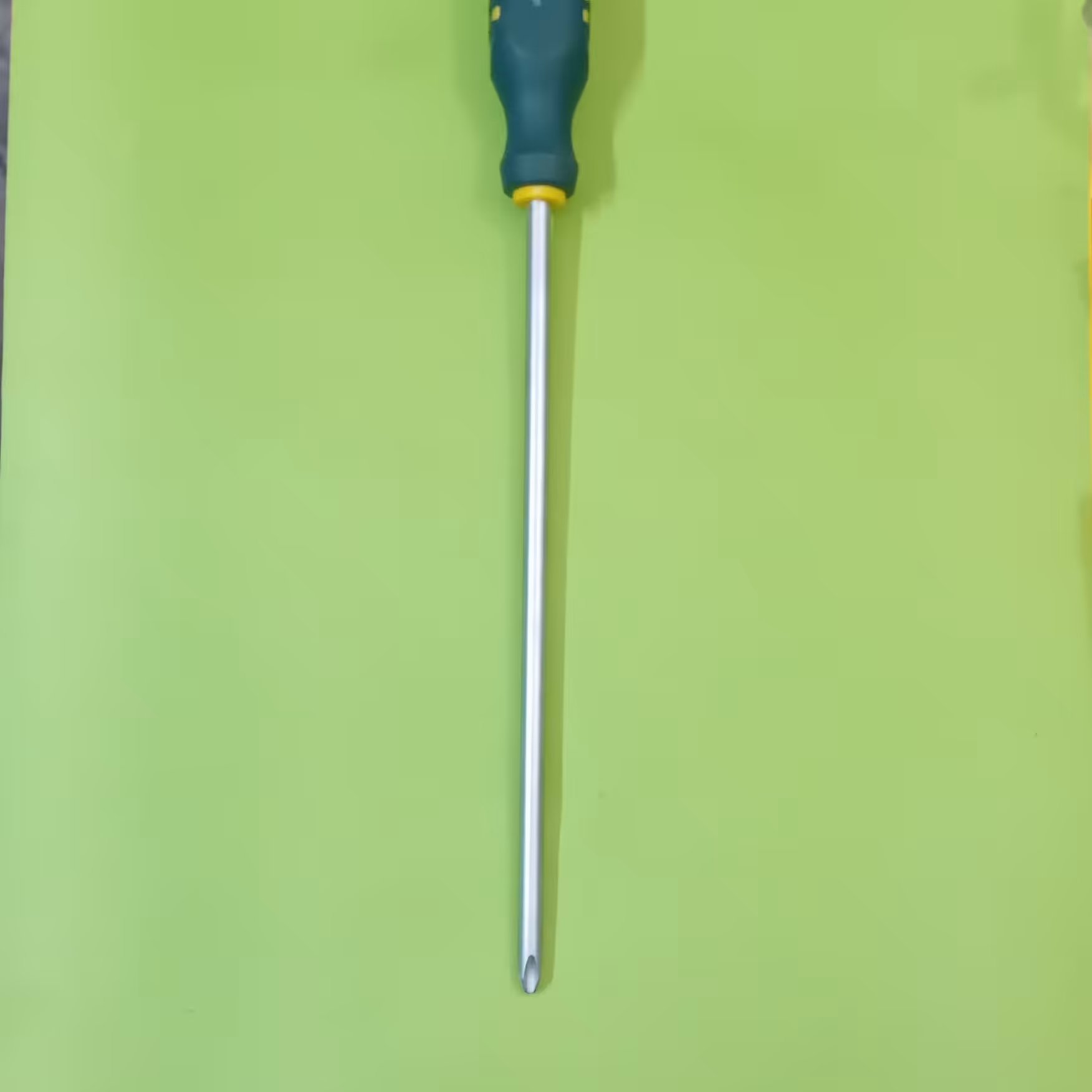 پیچ گوشتی بلند چهارسو 