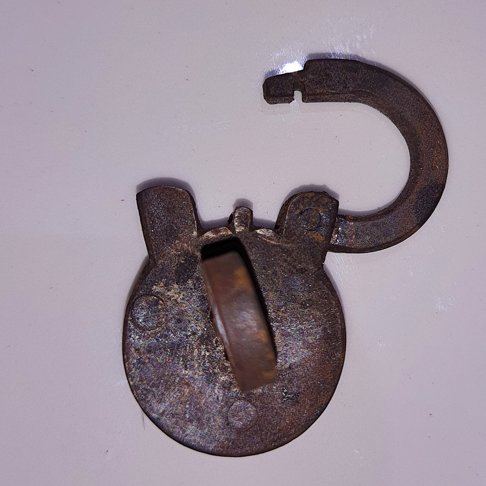 قفل فولادی گردویی ساده طرح صفوی سایز 3 سانتی متر