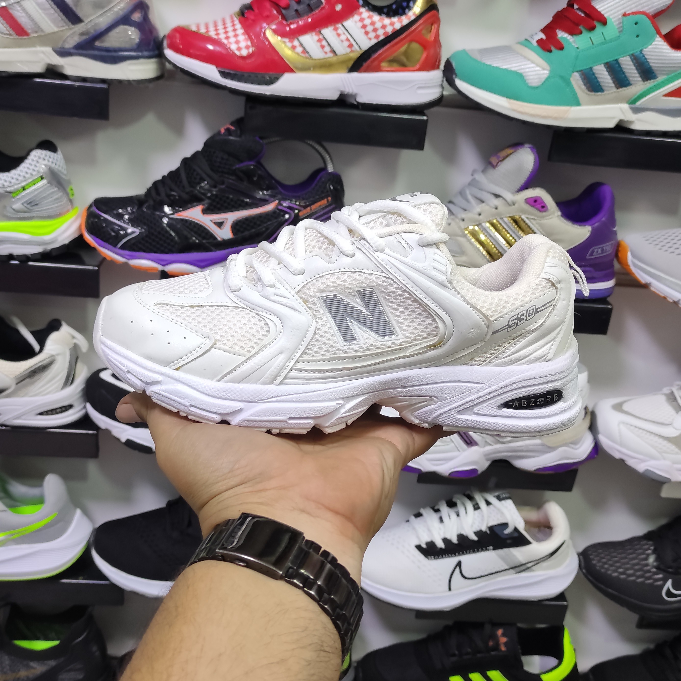 کتونی نیوبالانس