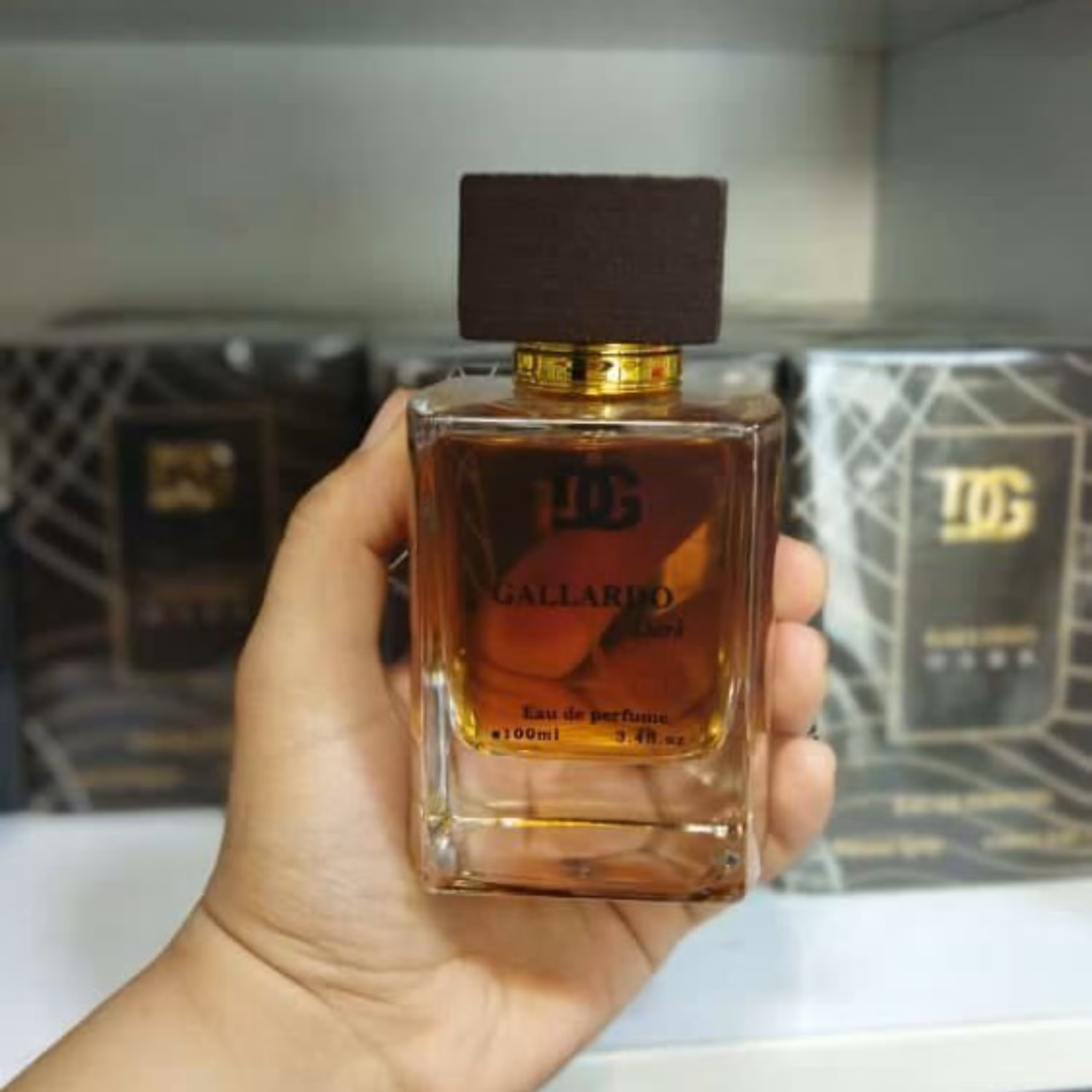 ادکلن مردانه گالاردو مدل دارک با رایحه بسیار جذاب