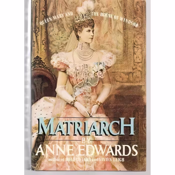 کتاب زبان اصلی Matriarch اثر Anne Edwards انتشارات William Morrow and Company