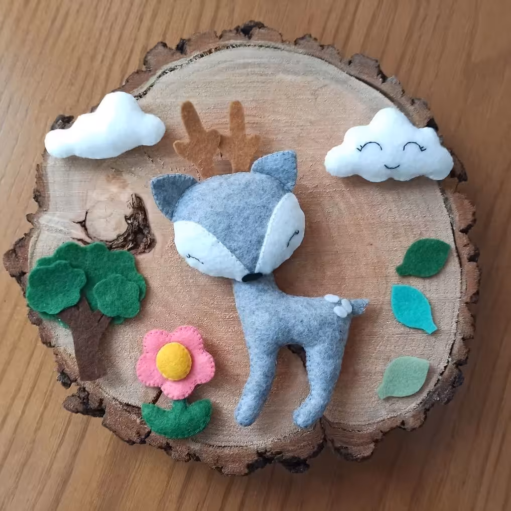 عروسک نمدی آهو