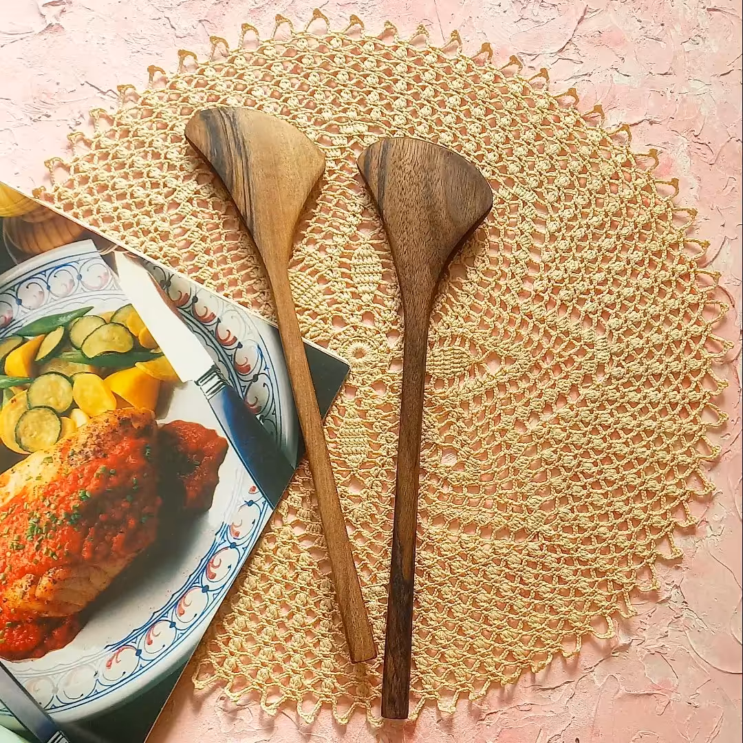 کفگیر چوبی دستساز بارلی مناسب سرخ کردن 28 سانتی چوب کد bar0198