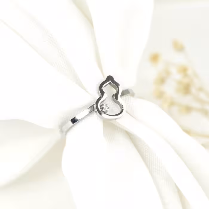 انگشتر تک نگین برند استیل سفید کد8262سایز7