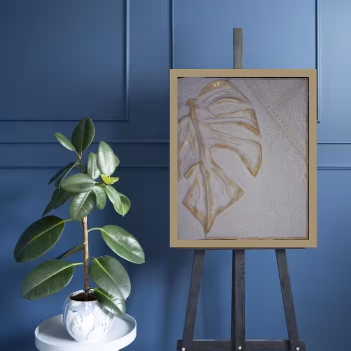 تابلو طرح برگ انجیری اجرا شده به صورت گچبری مدرن و کاملا دست ساز 