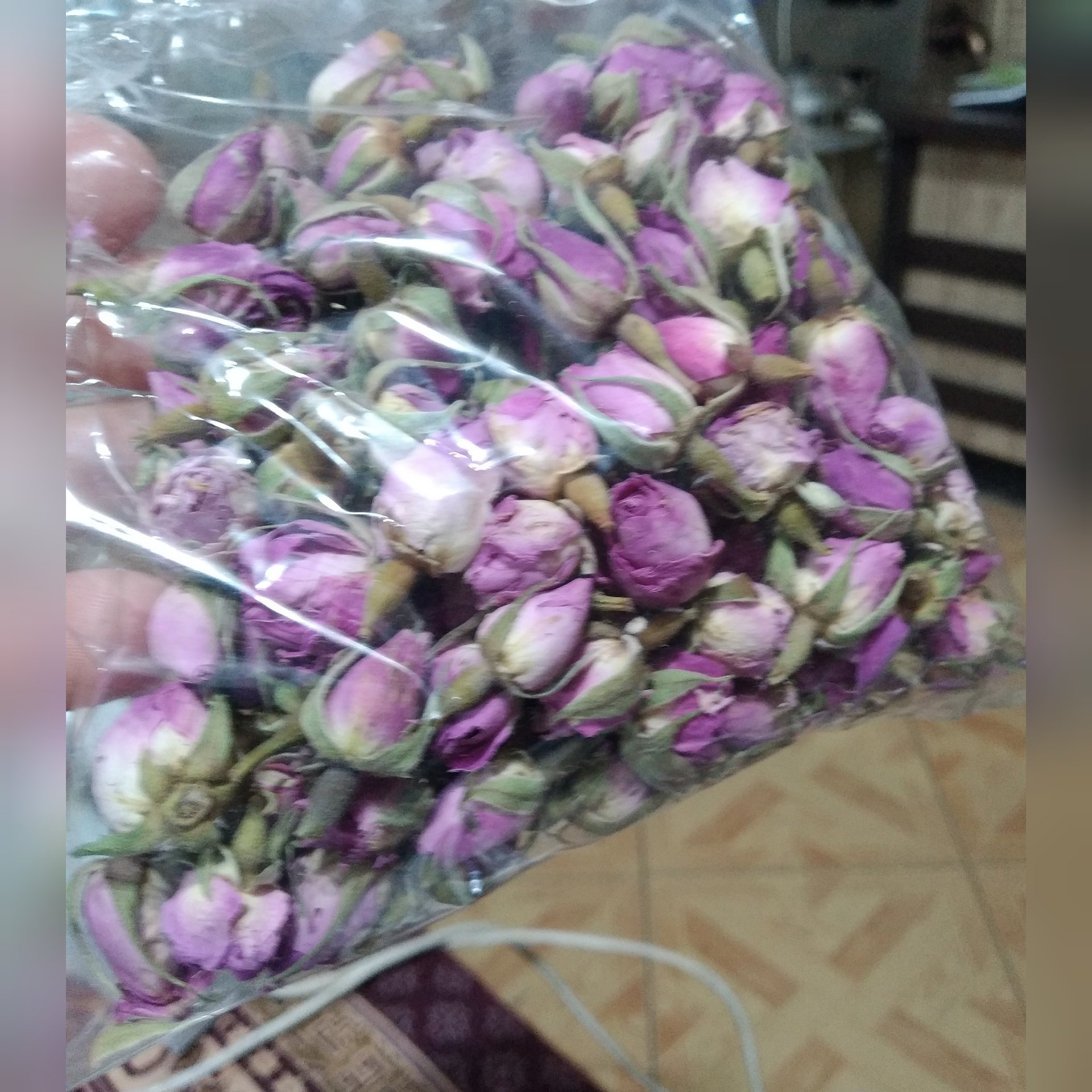 غنچه خشک گل سرخ محمدی