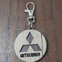 جاکلیدی چوبی آویزونی لوگوی میتسویشی