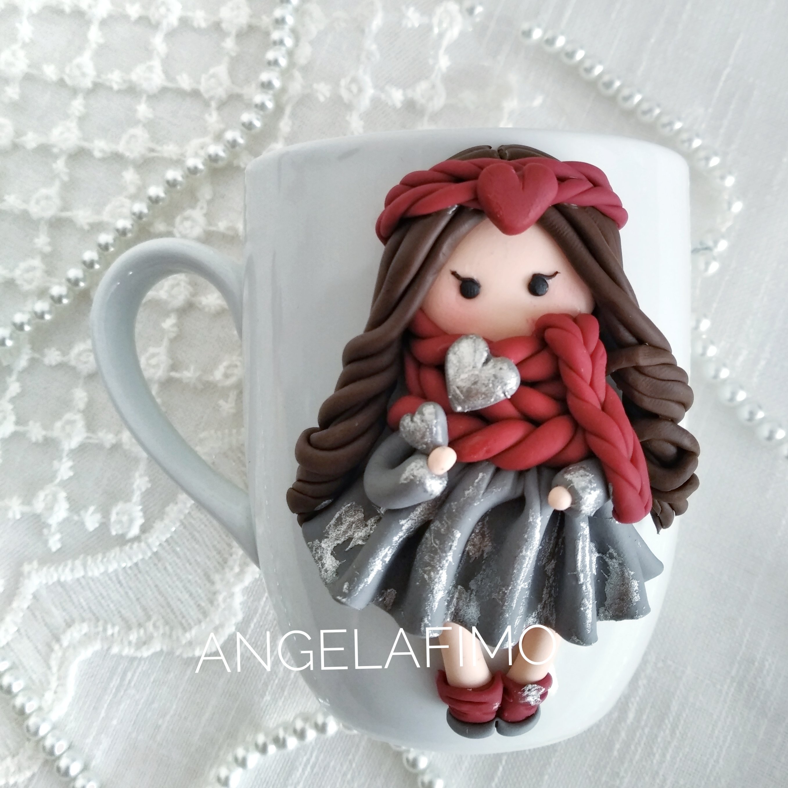 ماگ دختر نقره ای پوش