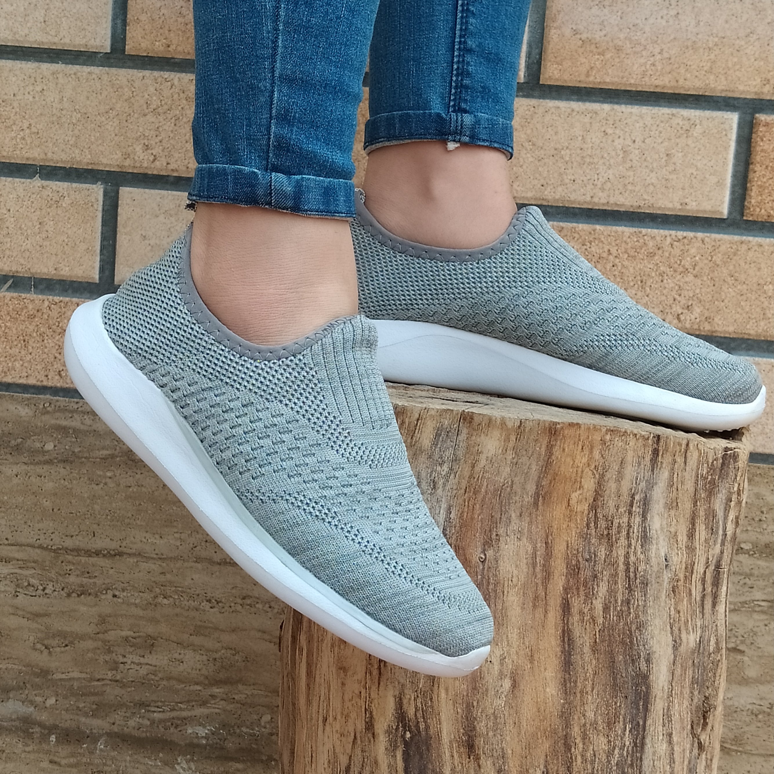 کتونی جورابی خارجی کفش پیاده روی کتونی اصل  کتونی طبی کفش ورزشی کفش راحتی کتونی اسکیچرز کتونی بافت کفش سبک