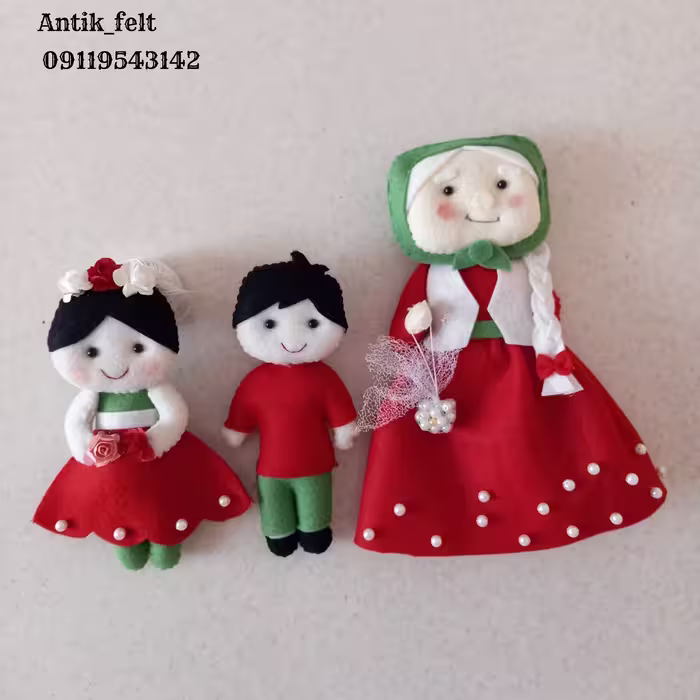 مادربزرگ و نوه یلدایی نمدی