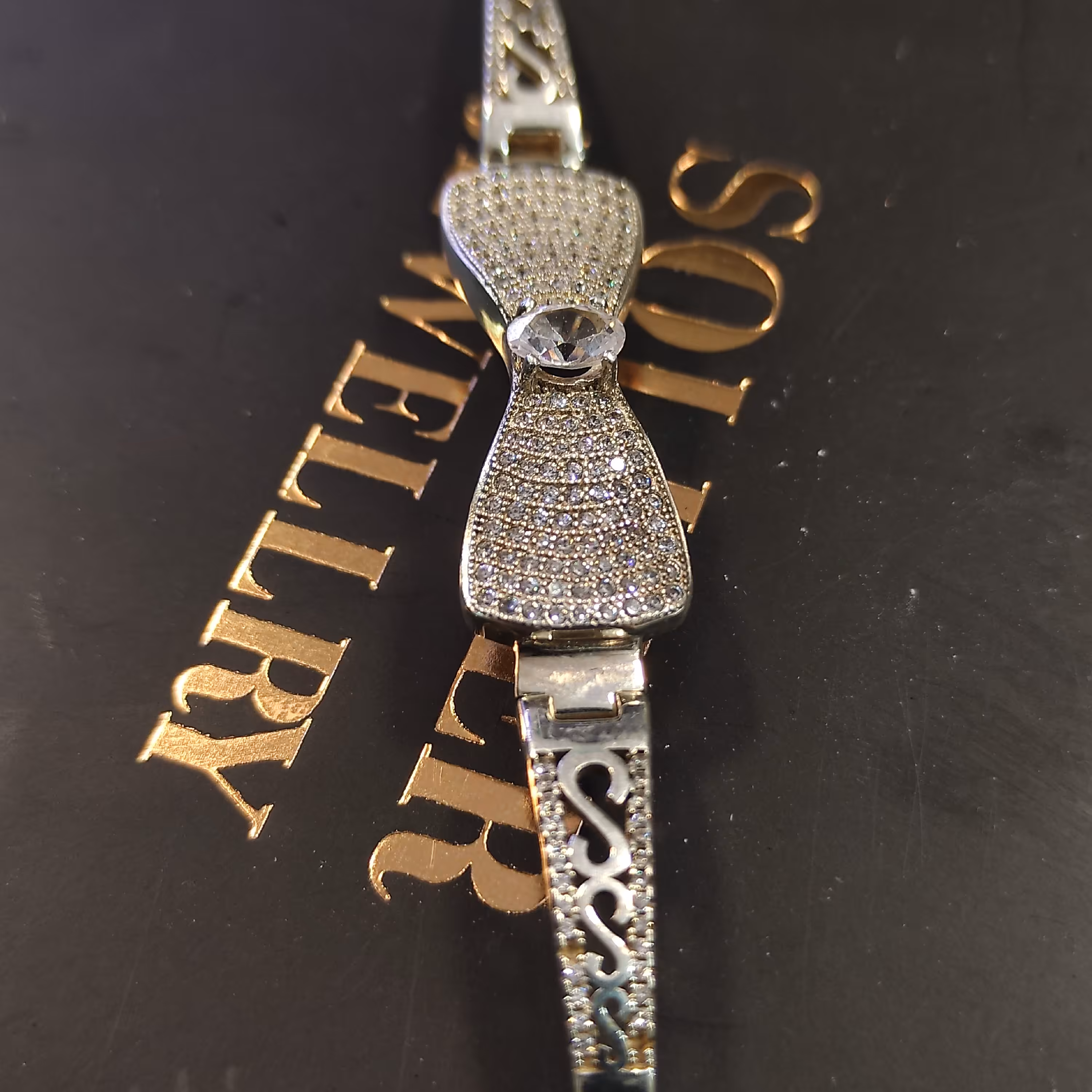 دستبندنقره ی مخصوص بانوان بانگین های اتمی درجه یک وعبار925