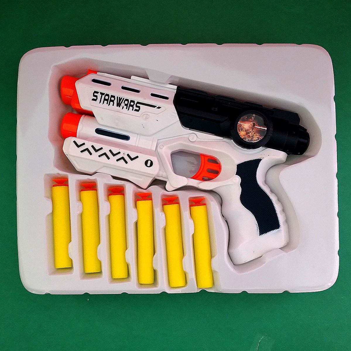 تفنگ کلت مدل جنگ ستارگان