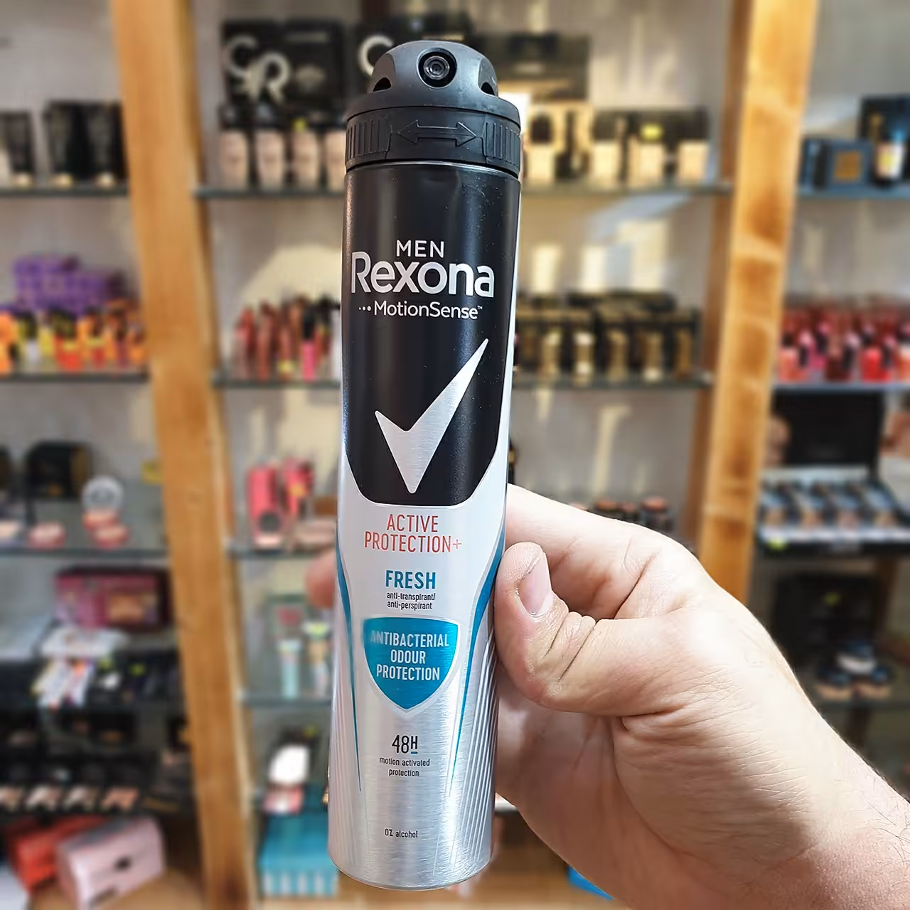 اسپری بدن مردانه رکسونا در حجم 200 میل