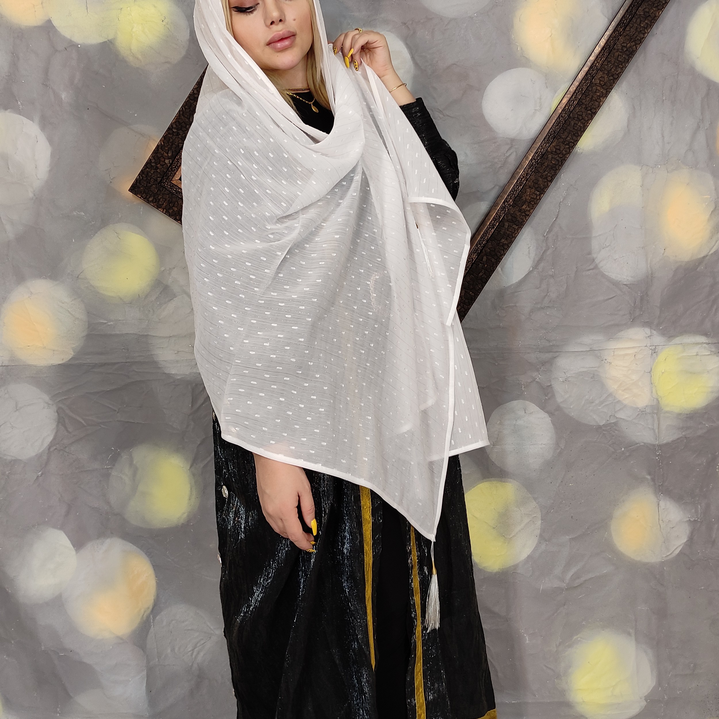 شال سفید حریر جنس عالی 