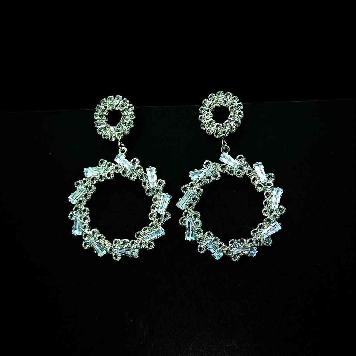 گوشواره طرح جواهری زنانه