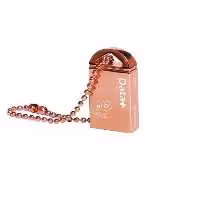 خرید و قیمت فلش مموری 32 گیگابایتی دیتا پلاس مدل GIFT USB 3.1