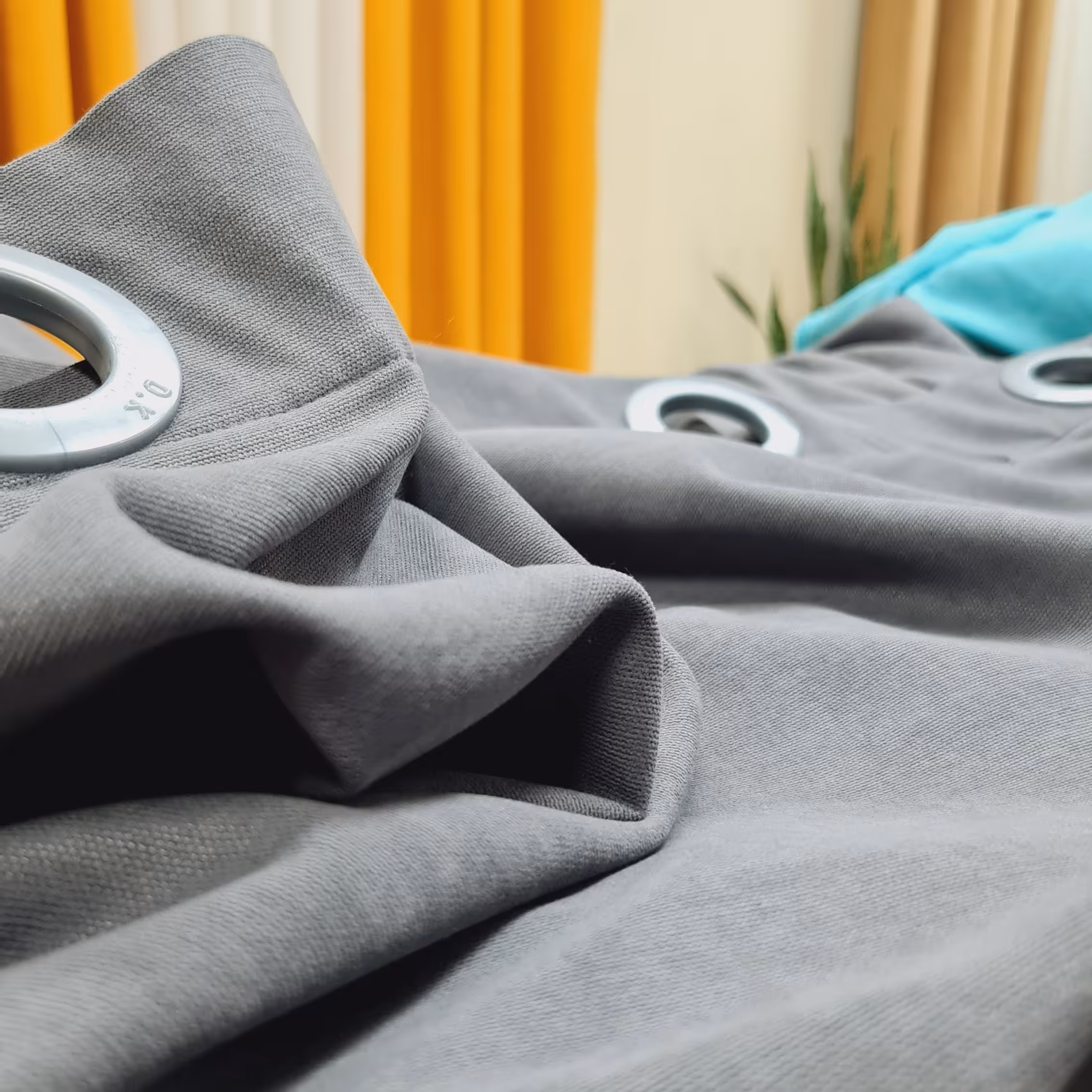 پرده اماده مخمل کتان هازان طوسی تیره(140درارتفاع280)