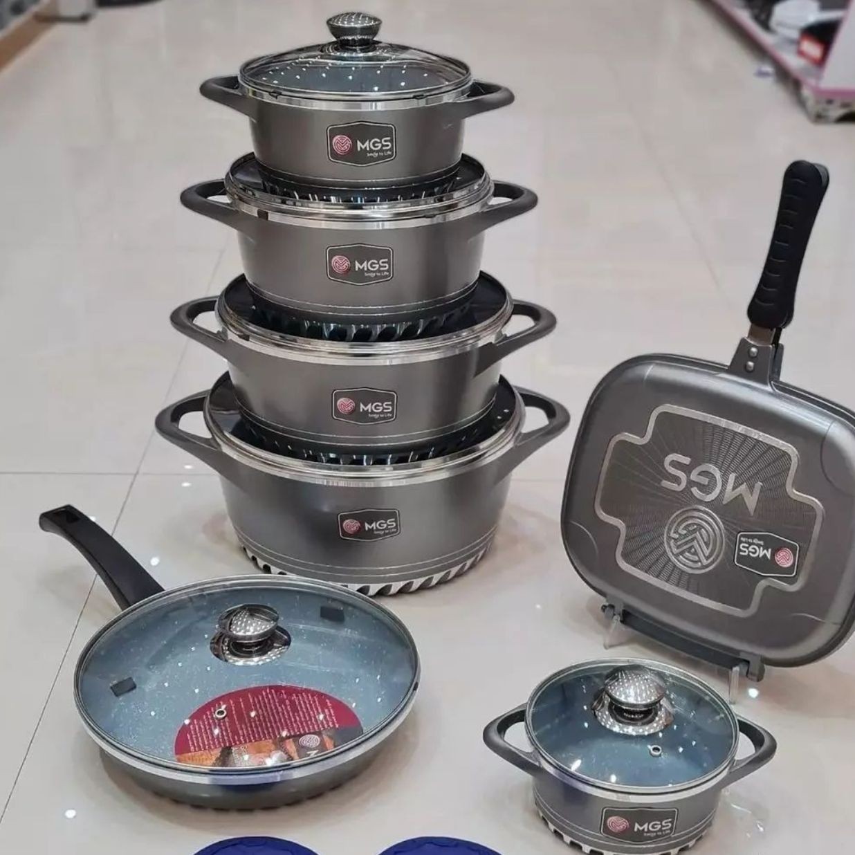 سرویس قابلمه 17 پارچه رینگی گرانیتی MGS(هزینه ی ارسال به صورت پس کرایه)