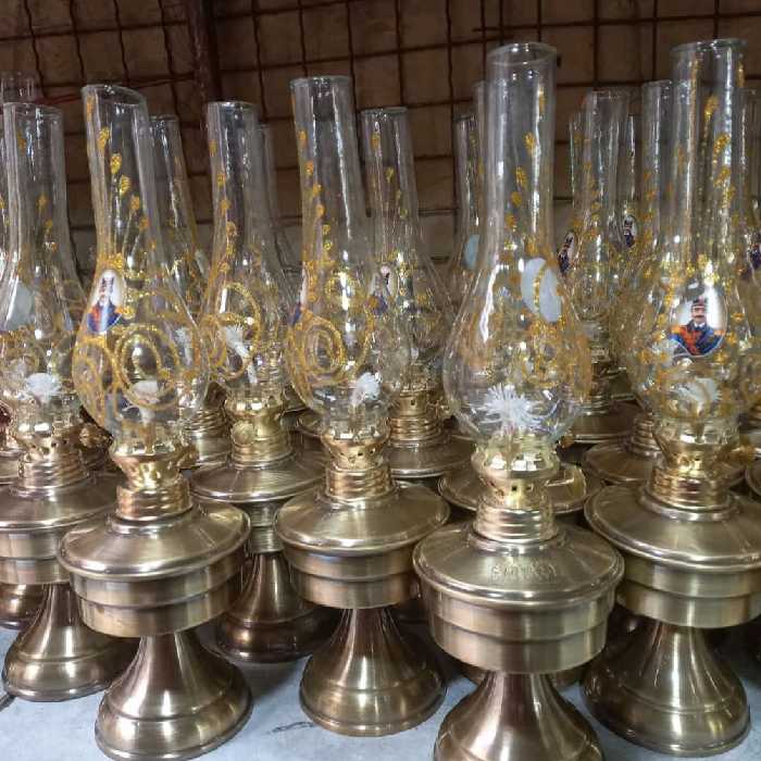 چراغ نفتی آنتیک سنتی قابل استفاده