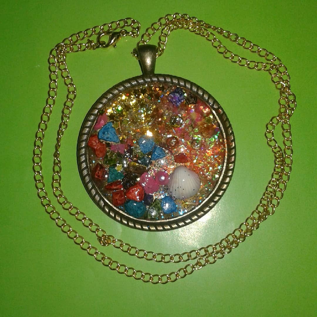 گردنبند رزینی سایز بزرگ قالب دایره ای 