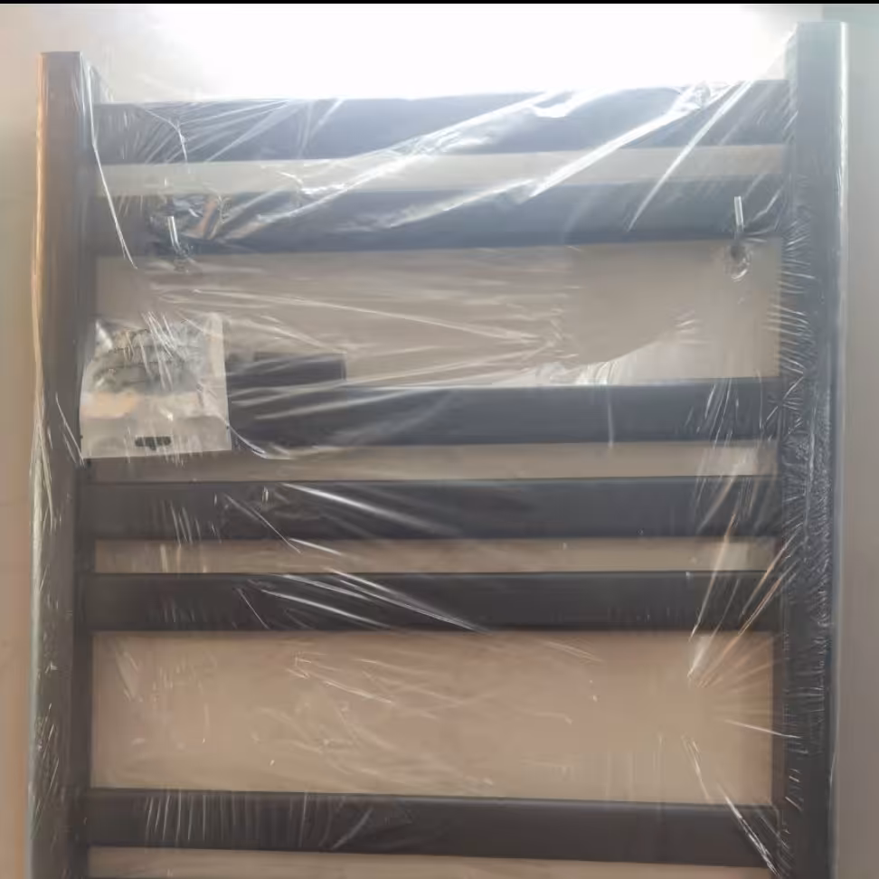 حوله خشک کن فلت مشکی