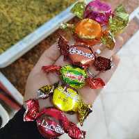 پشمک حاج عبدالله پذیرایی (یک کیلو) در پنج طعم