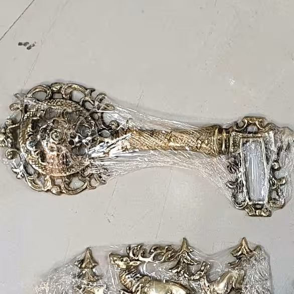 جاکلیدی برنزی .