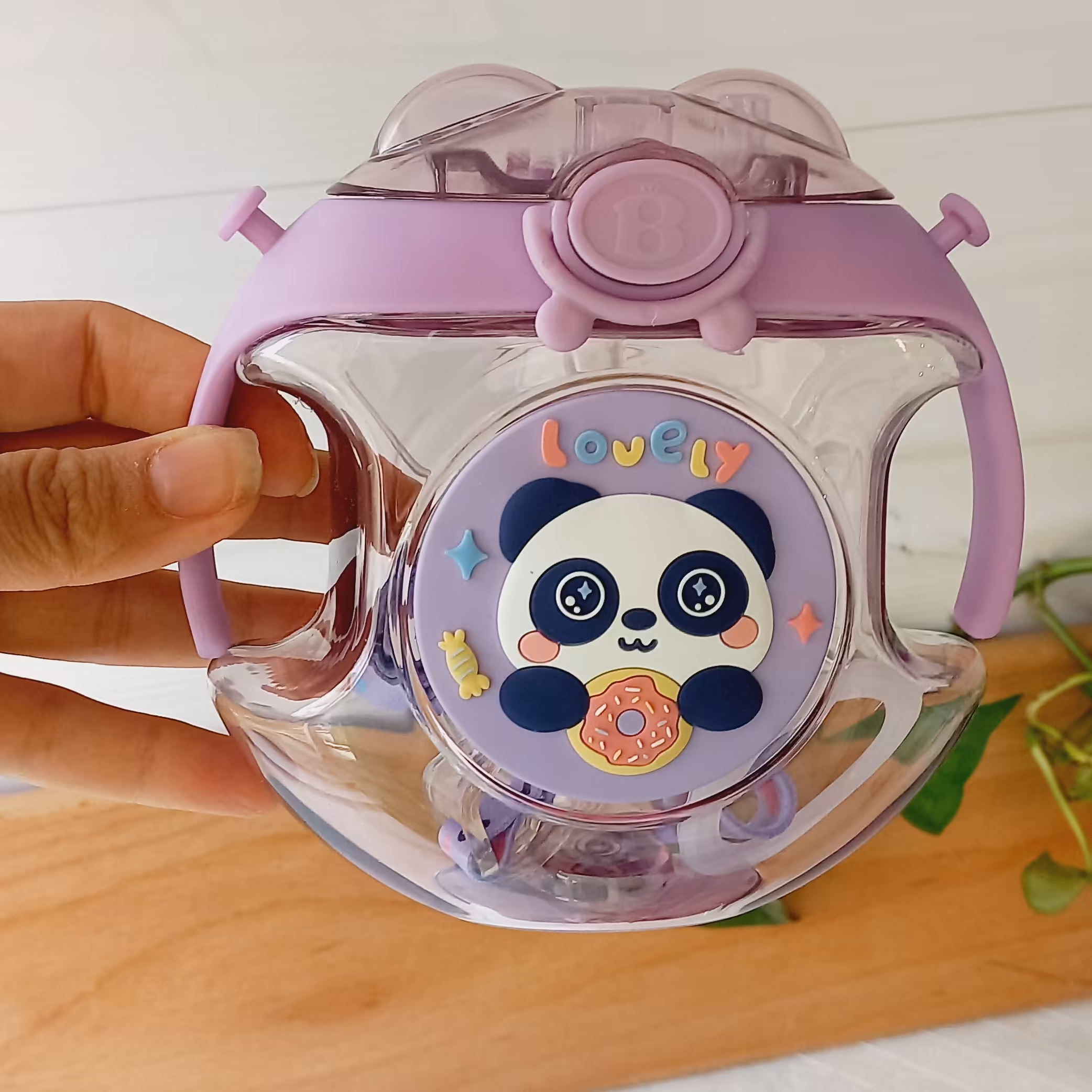 قمقه دوناتی چراغدار  اسپری دار به همراه دسته   جنس اکرولیک فوق شفاف بدون نشتی و به همراه بند رو دوشی 