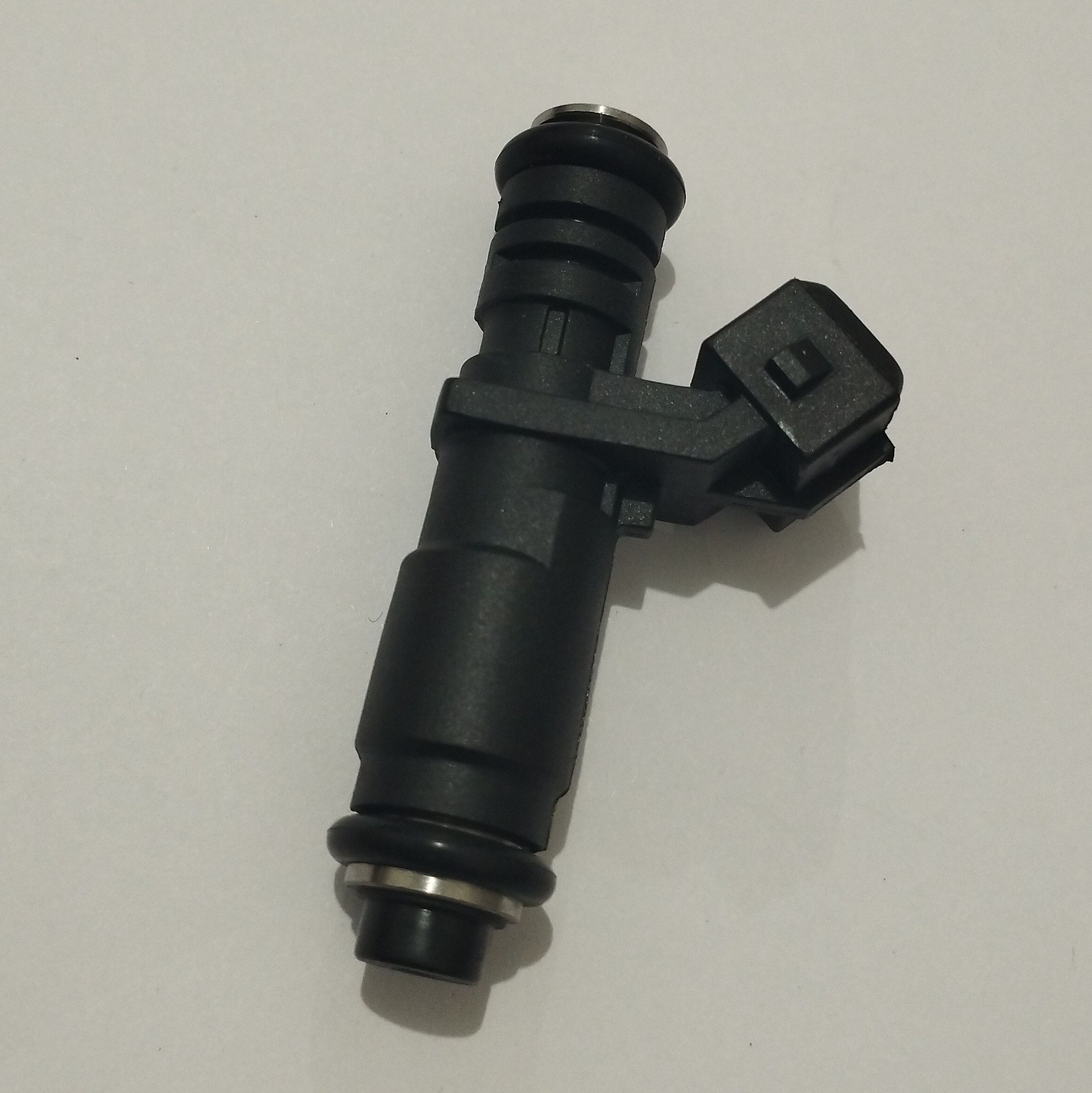سوزن انژکتور پراید تیبا ساینا یورو 4 زیمنس 