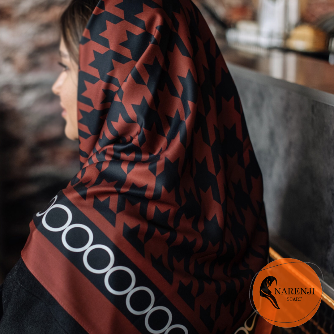 روسری قواره 100 ابریشمی - چاپی- رنگ قهوه ای آجری