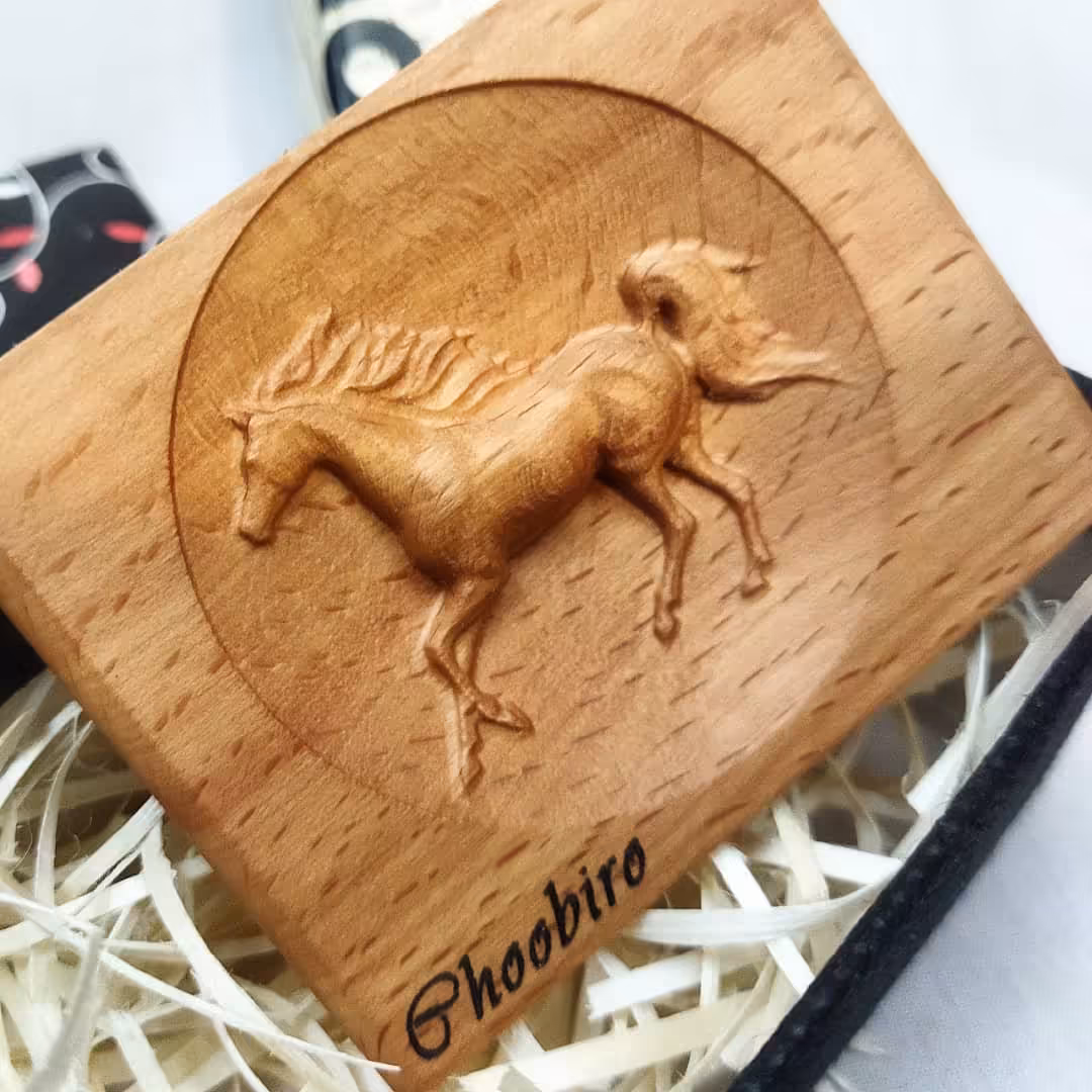   هدیه خاص تابلو منبت اسب 