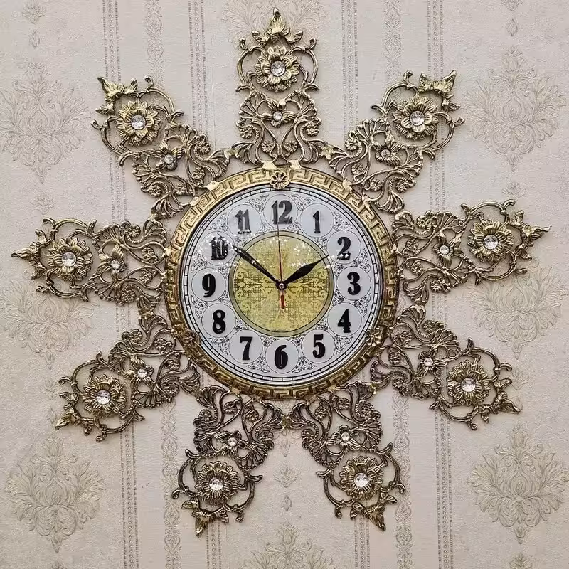 ساعت دیواری برنزی مدل 8 پر کد 888 ( ساعت دیواری برنجی  )