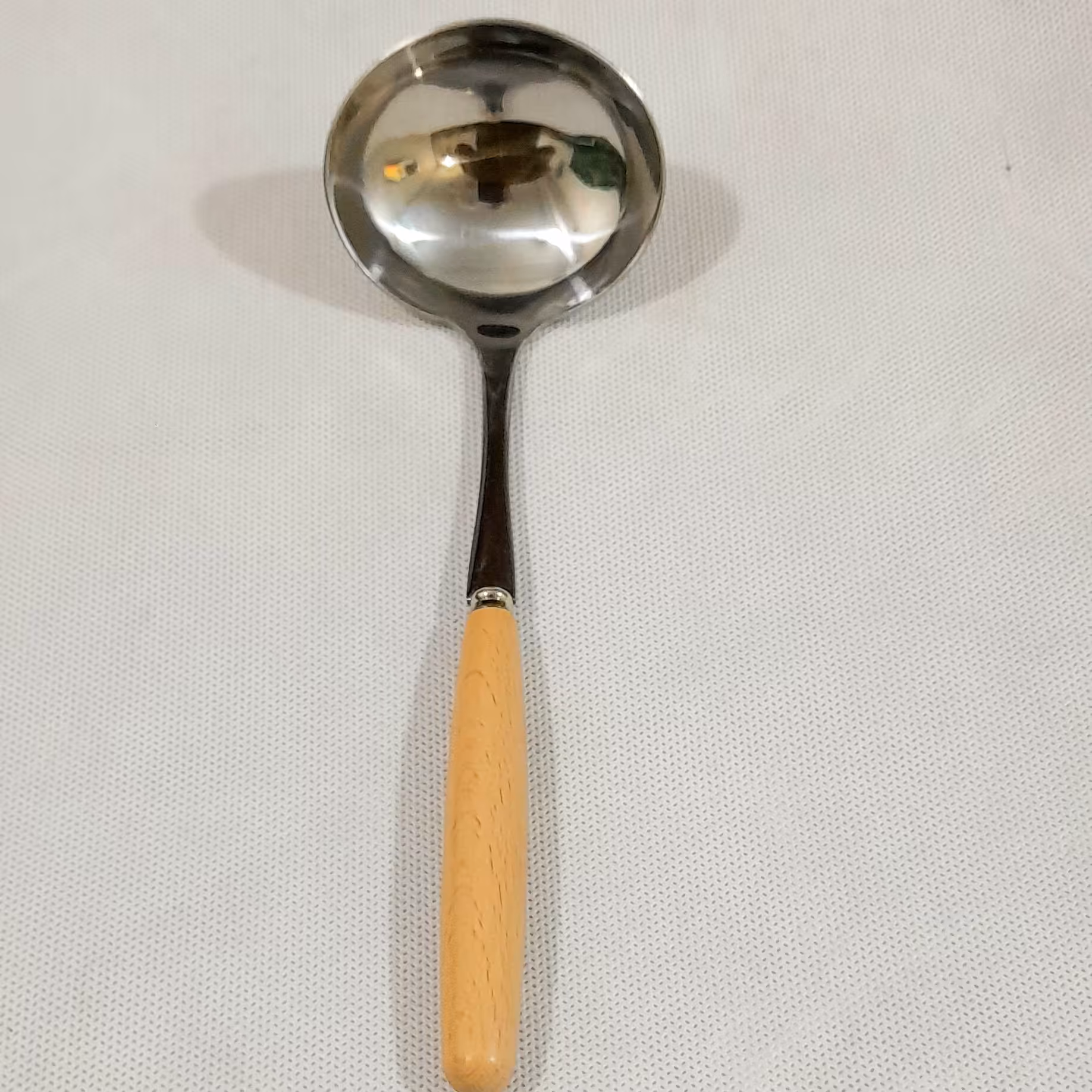 ملاقه استیل زنگ نزن دسته بامبو وارداتی با طول30 سانت سبک 