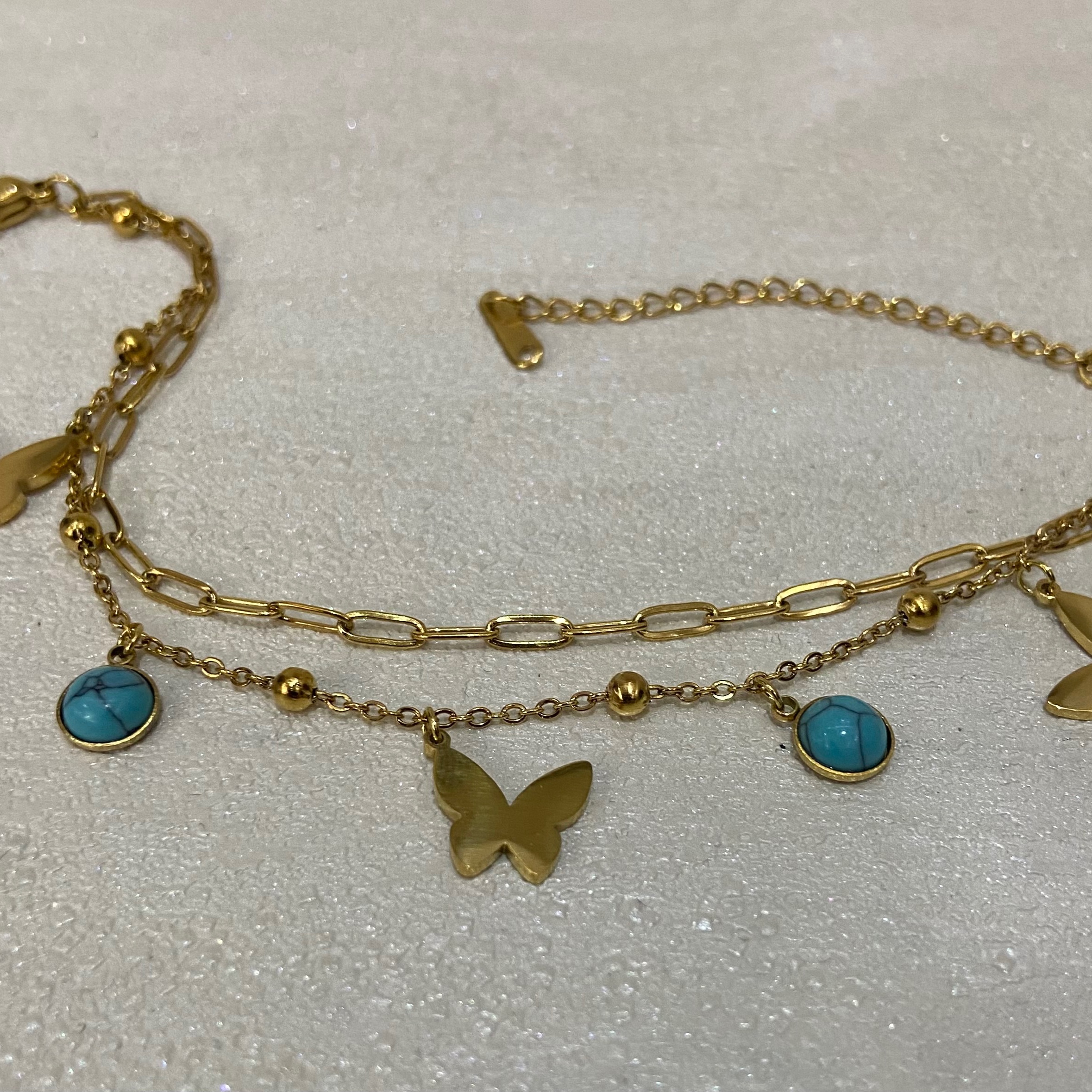 دستبند پروانه ای