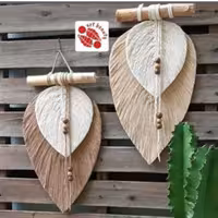 آویز برگ نقلی و جذاب مکرومه 