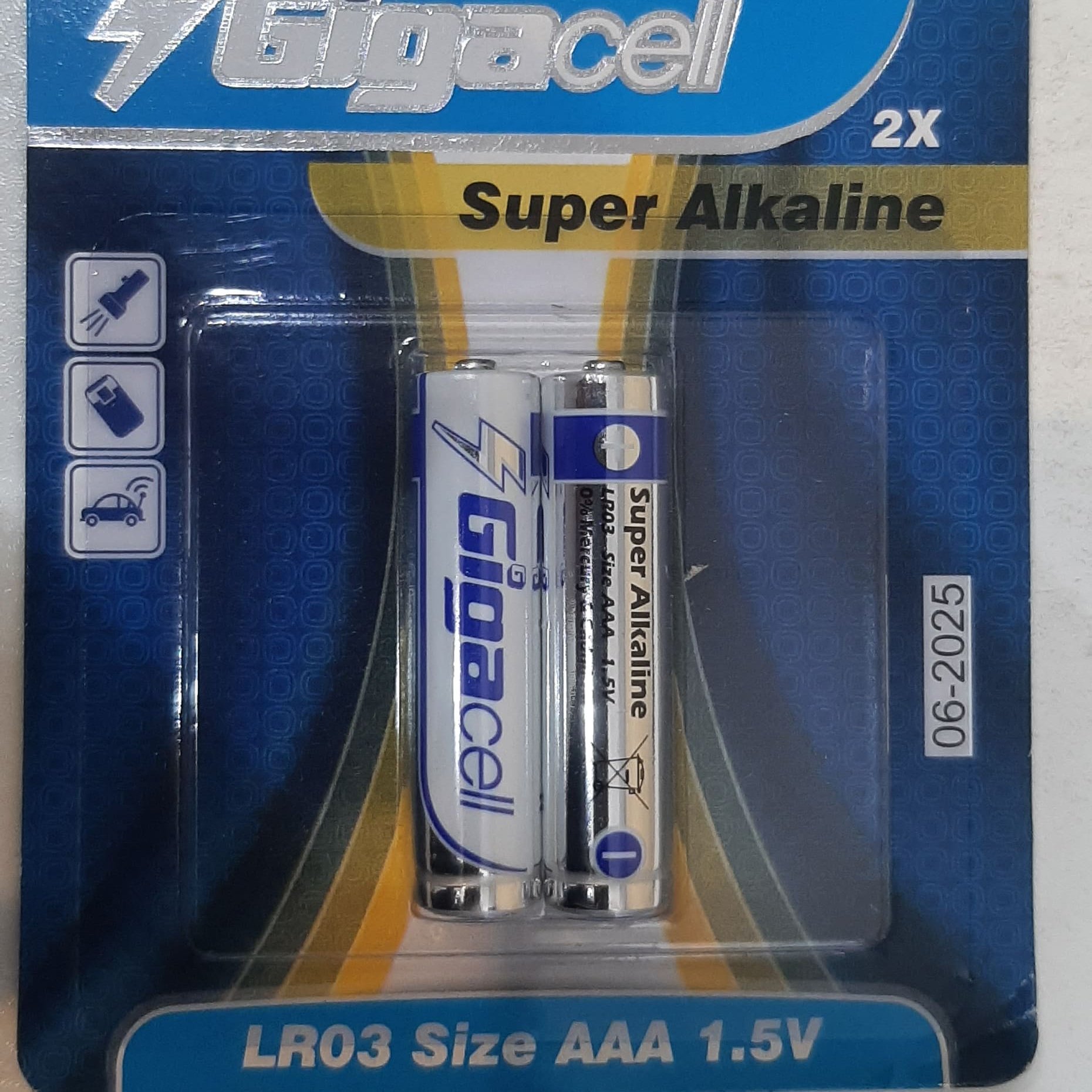 باتری نیم قلمی 