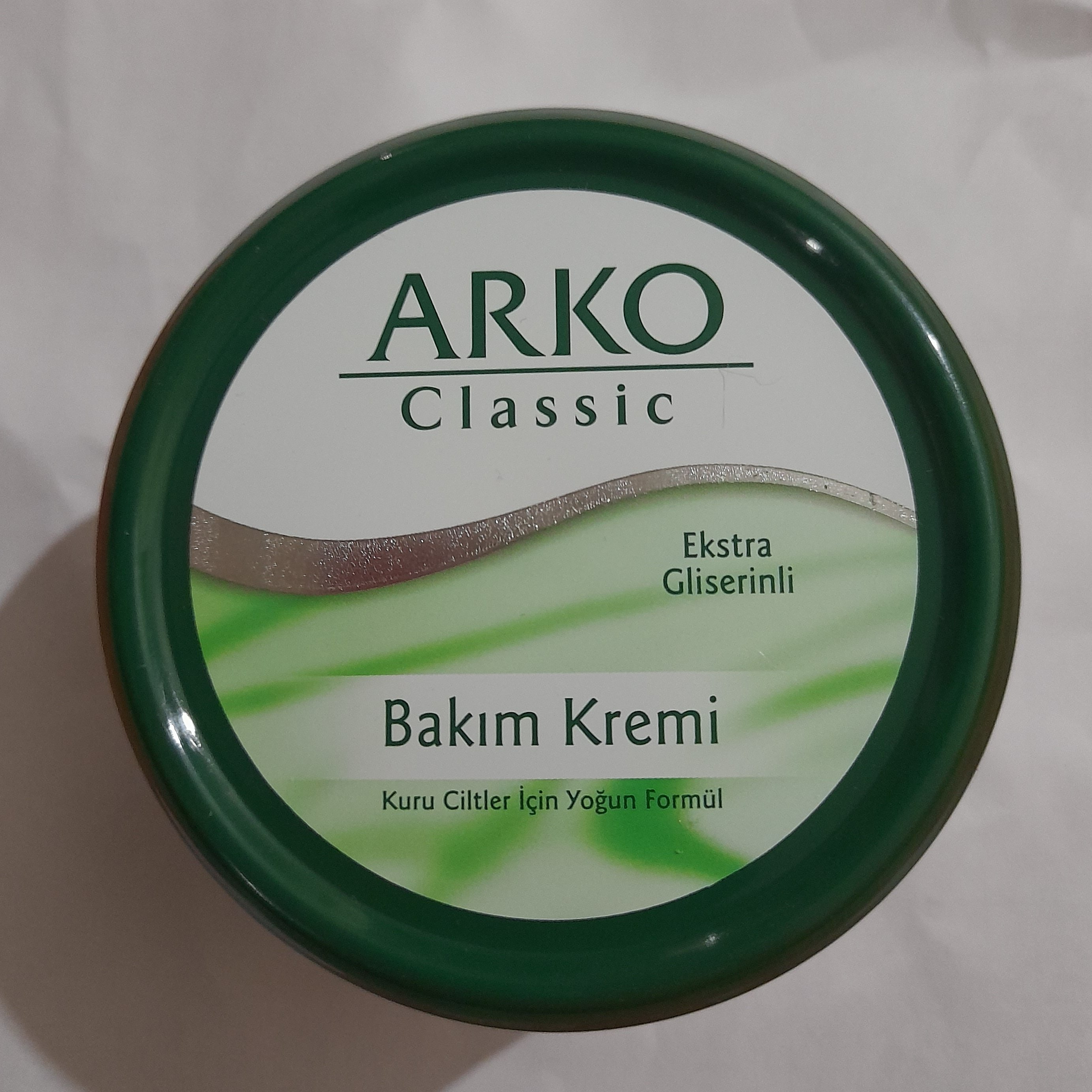 کرم دست وصورت آرکو