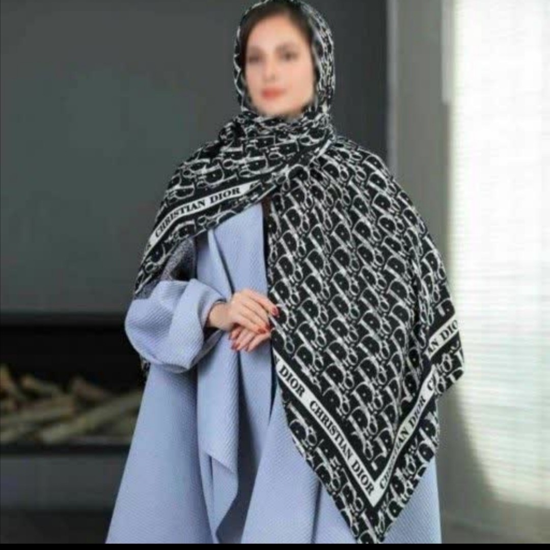 روسری ترند
جنس نخی دور دوخت منگوله دار