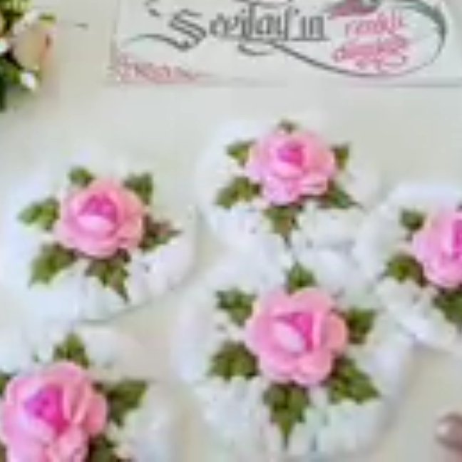 دستگیره و زیر  قابلمه ای بافتنی در رنگ و طرحهای زیبا در سایزهای متفاوت 