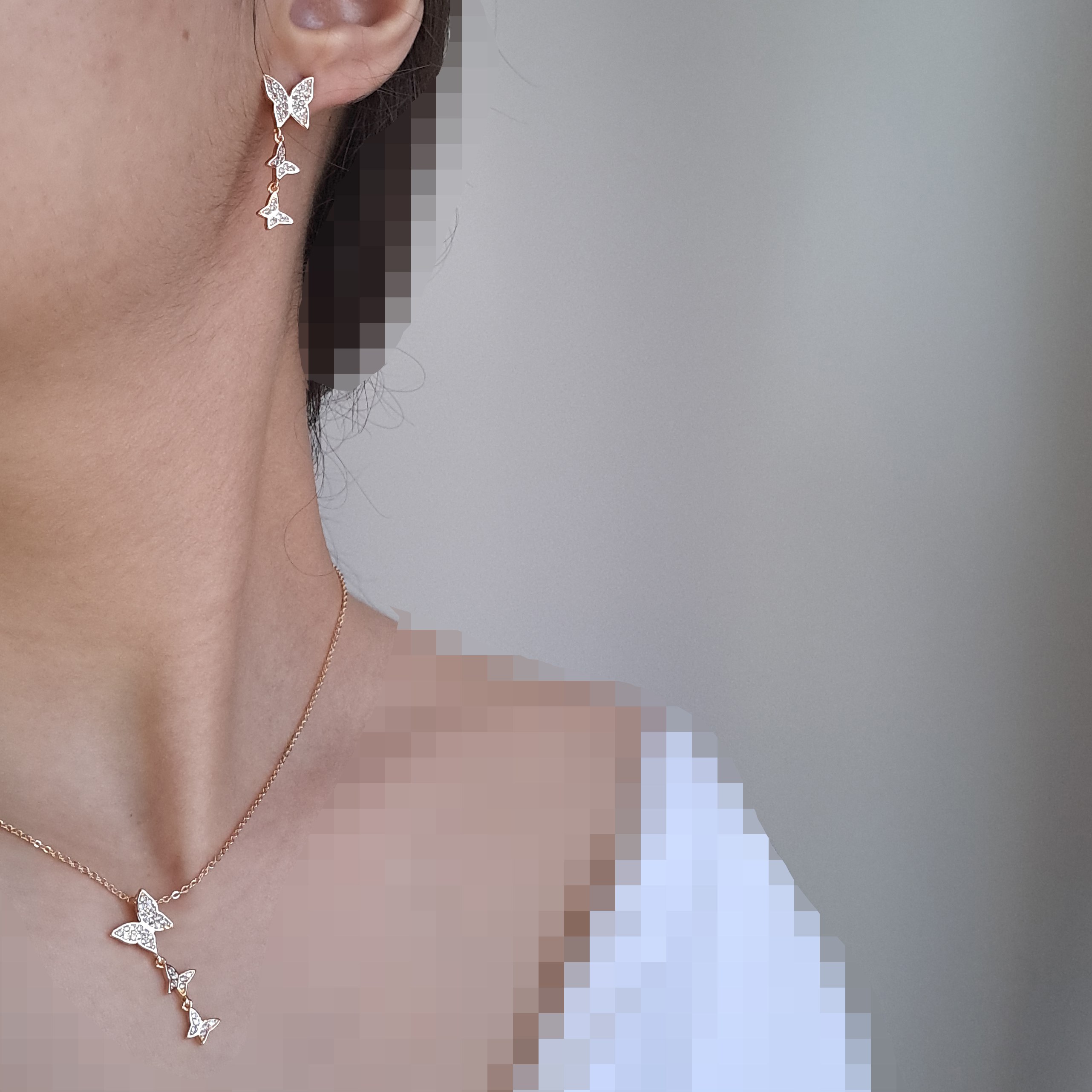 نیم ست زنانه پروانه آویز طلایی برندysx