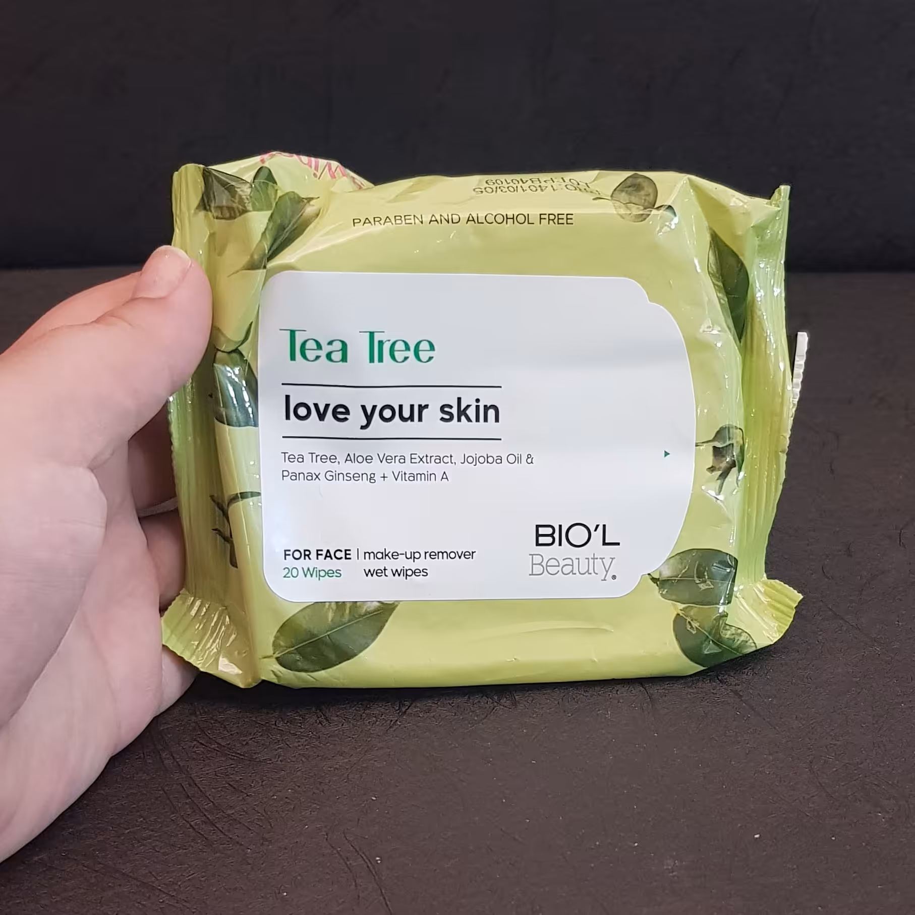 دستمال مرطوب پاک کننده آرایش صورت پوست چرب بیول
اورجینال
