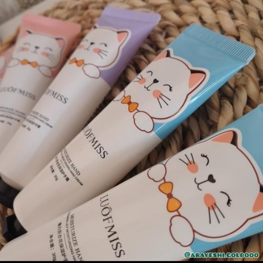 کرم های فانتزی مرطوب کننده و نرم کننده دست