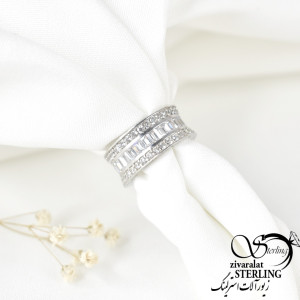 رینگ نقره با نگین های باگت سایز5 کد:1143