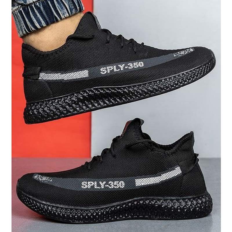 کتونی زنانه جورابی لژ سه سانت قالب استاندارد رنگ مشکی زیره پیو کاملا انعطاف پذیر مناسب باشگاه و قدم زدن و ورزش 