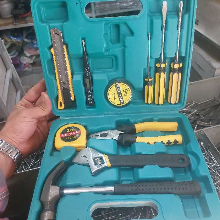 کیف ابزار به همراه لوازم