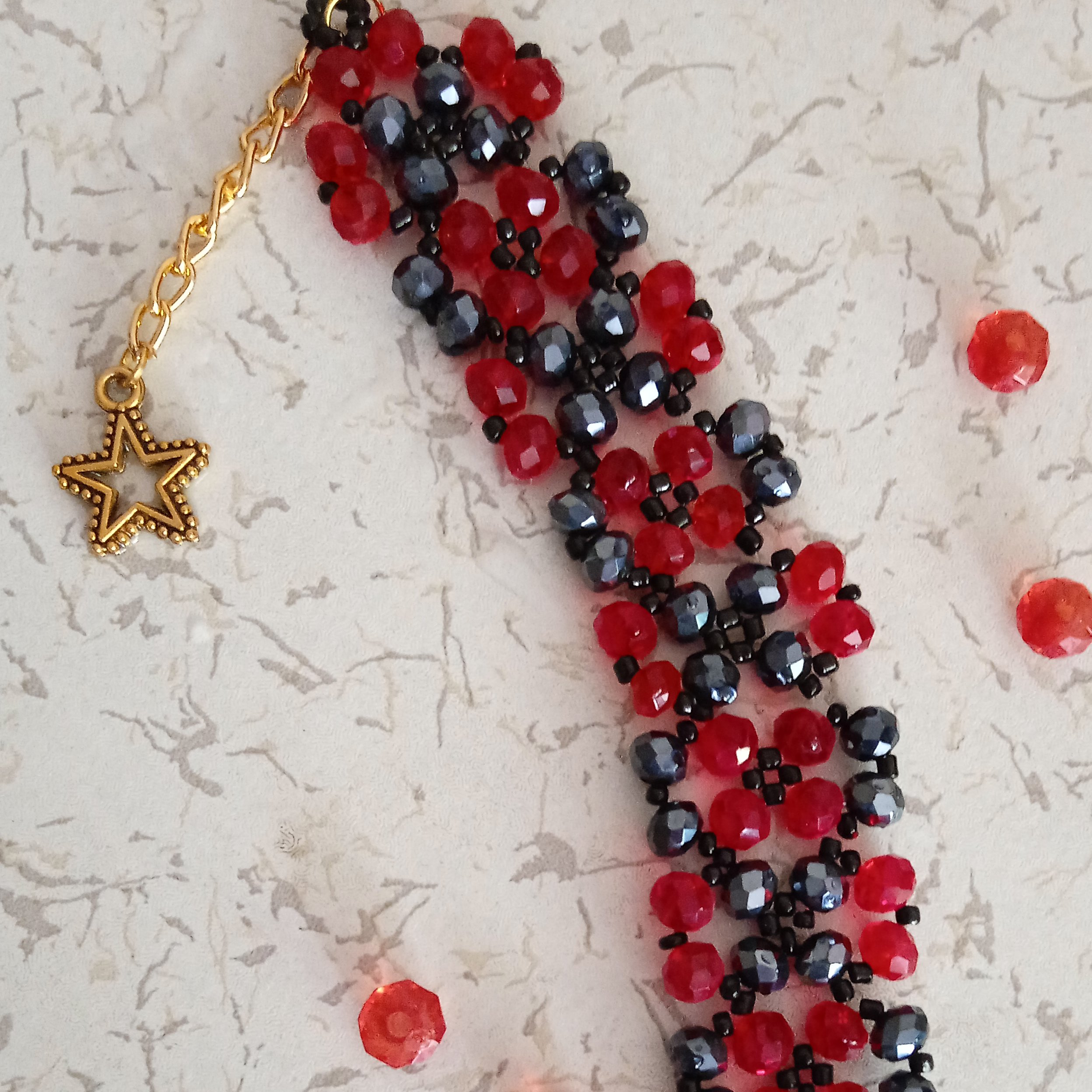 دستبند کریستالی لاکچری