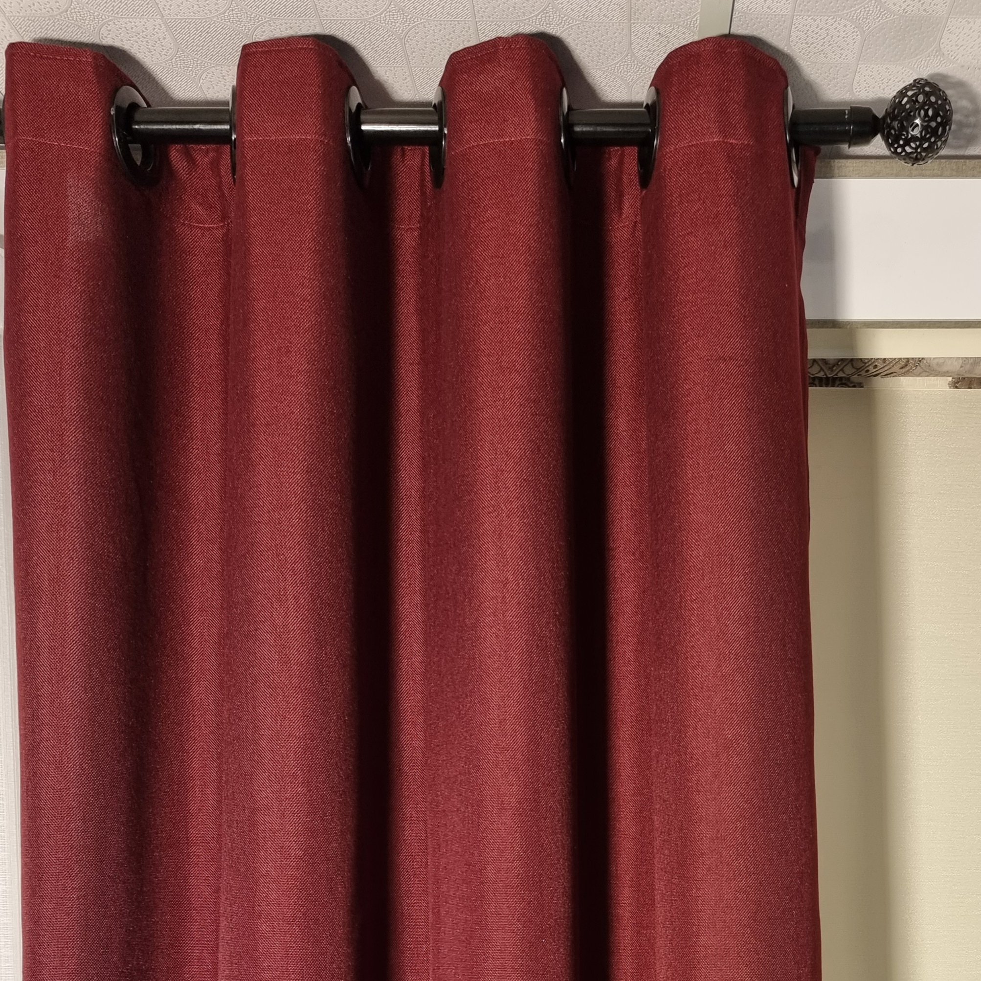 پرده آماده کتان گونی بافت رنگ زرشکی  مدل پانچ در ابعاد 140×275کد 300