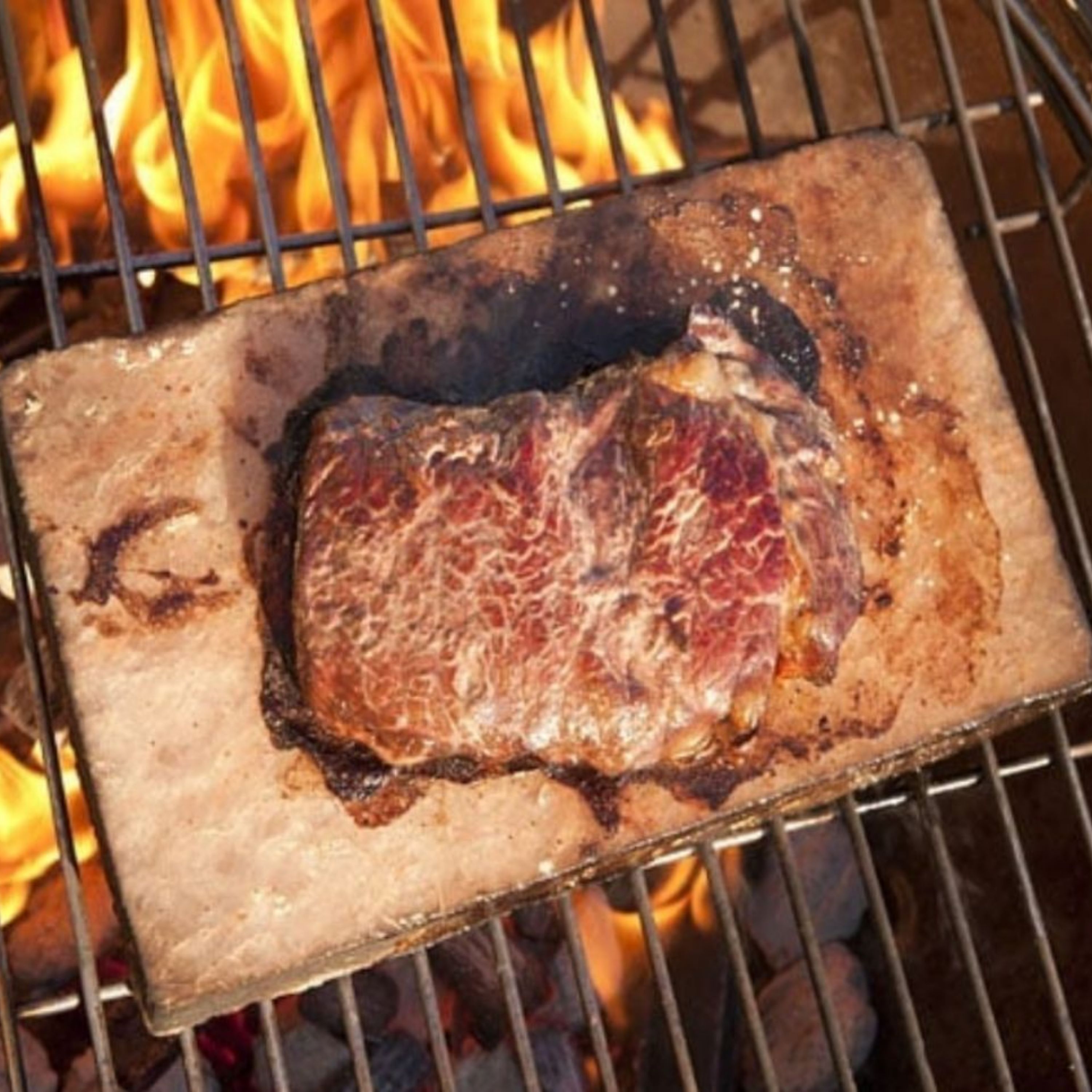 صفحه گریل ،تابه نمکی (کبابپز ، استیک پز) تخته گوشت مدل وزیری