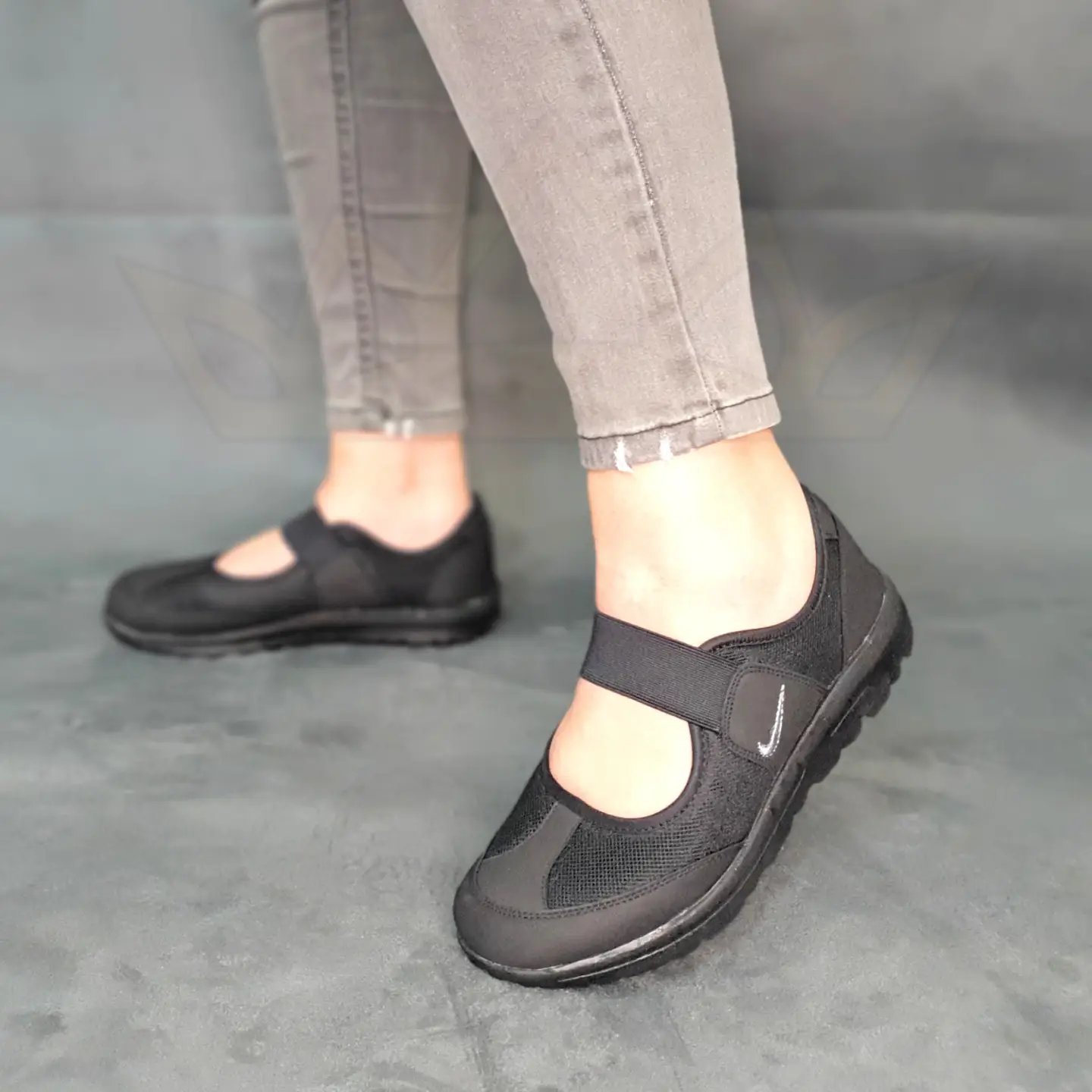 اسکیچرز آی تک