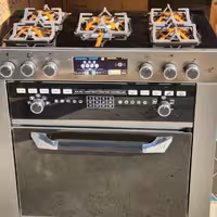 اجاق گازصفحه شیشه طرح فر نما استیل فلش خور. ارسال  از تهران با باربری وپس کرایه 